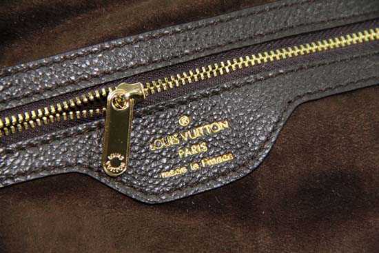 7A Replica Louis Vuitton Monogram Limited Edition P96098